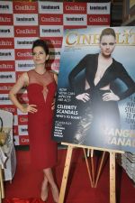 Kangana Ranaut unveils Cineblitz_s latest issue in Mumbai on 4th Oct 2013 (35).JPG